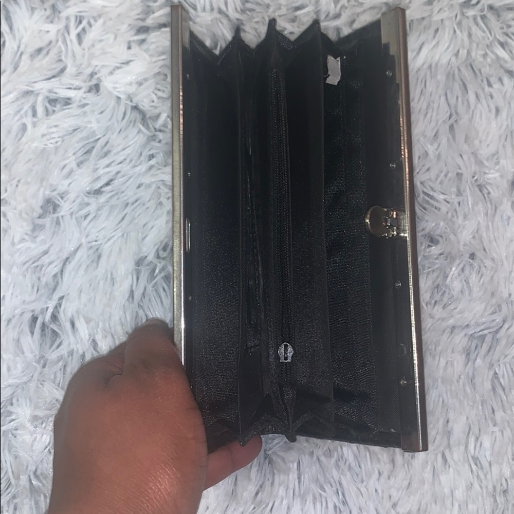 Wallet - Picture 3 of 3